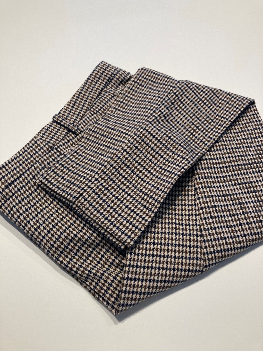 NWOT Women’s MNG dress pants size 4